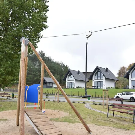 By Kiedrowickie With Boat Access Kiedrowice