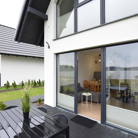 By Kiedrowickie With Boat Access Kiedrowice