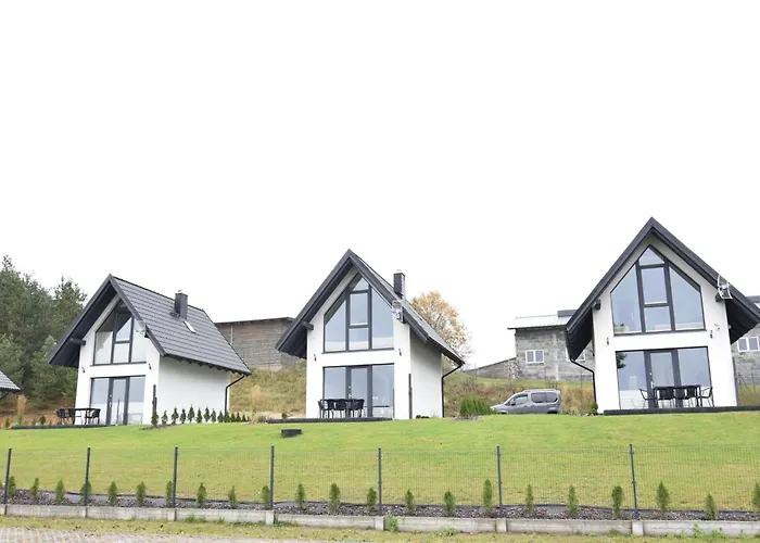 By Kiedrowickie With Boat Access Kiedrowice