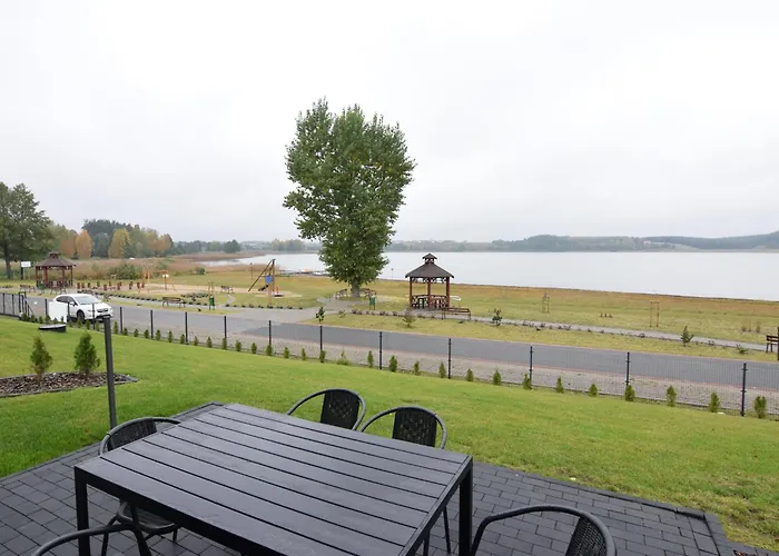 By Kiedrowickie With Boat Access * Kiedrowice