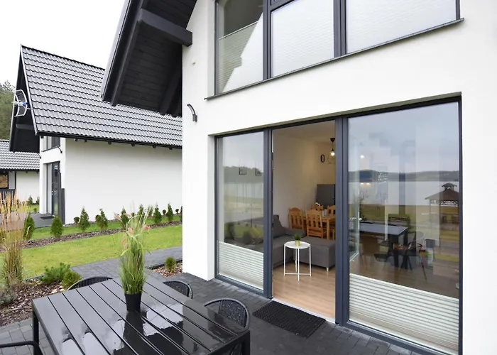 By Kiedrowickie With Boat Access Kiedrowice